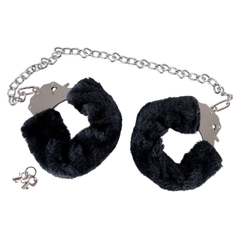 Наручники металлические You2Toys Bigger Furry Handcuffs с черным мехом