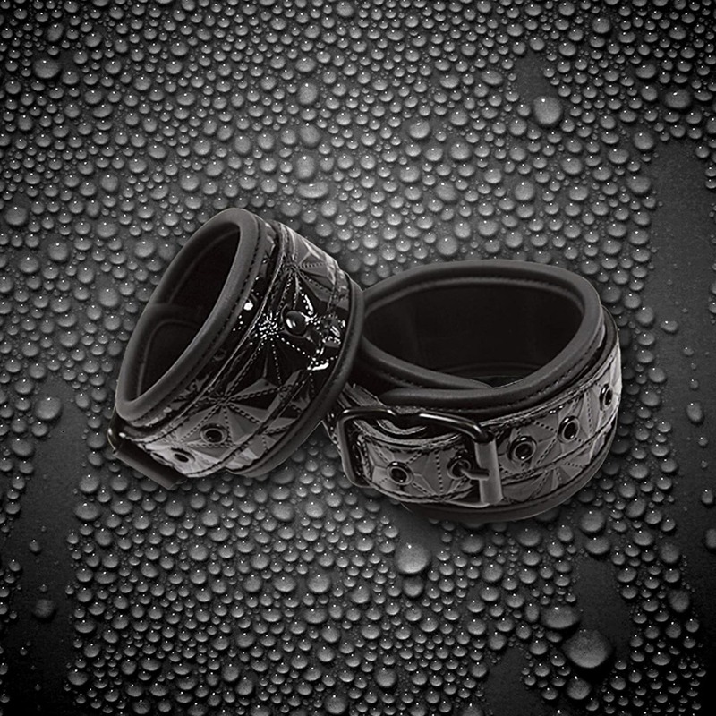Наручники NS Novelties Wrist Cuffs, черный