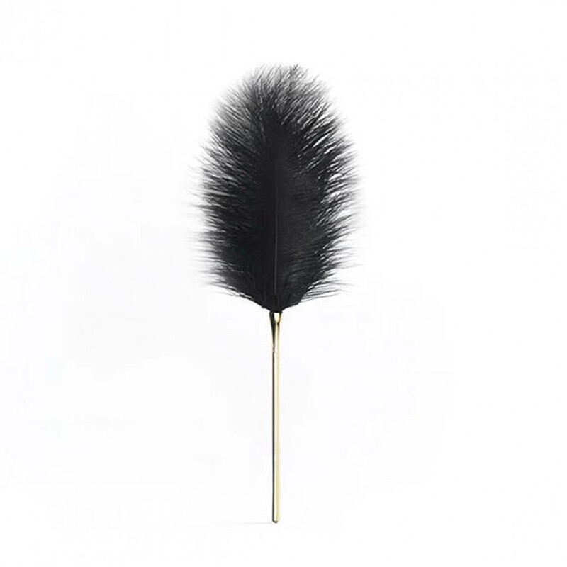 Перо на позолоченной ручке Premium Feather Tickler UPKO