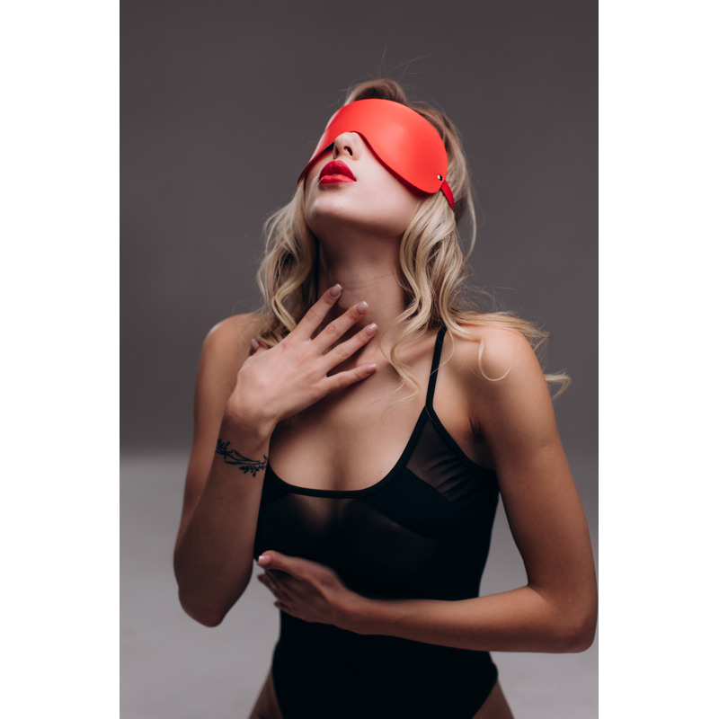 Маска Candy Hero МD1 RED экокожа