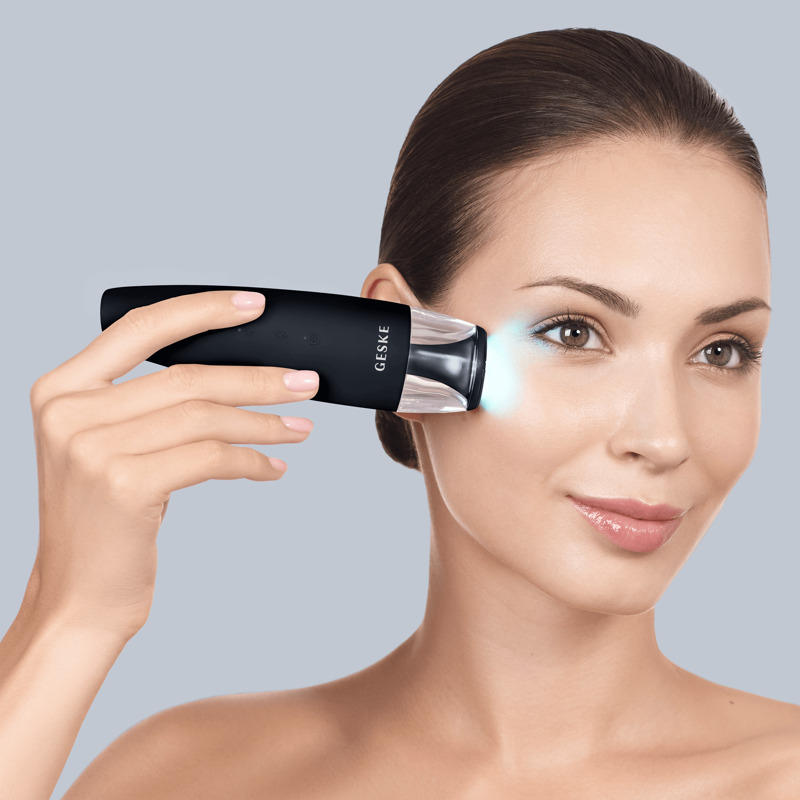 Антивозрастной LED-излучатель для восстановления кожи лица GESKE Anti-Aging Skin Renewer 9в1 black