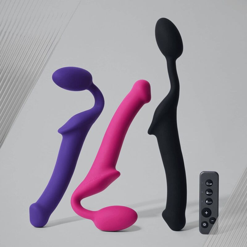 Безремневой страпон с вибрацией Strap-On-Me Vibrating Fuchsia XL, диам. 4,7см, пульт ДУ, регулируемый