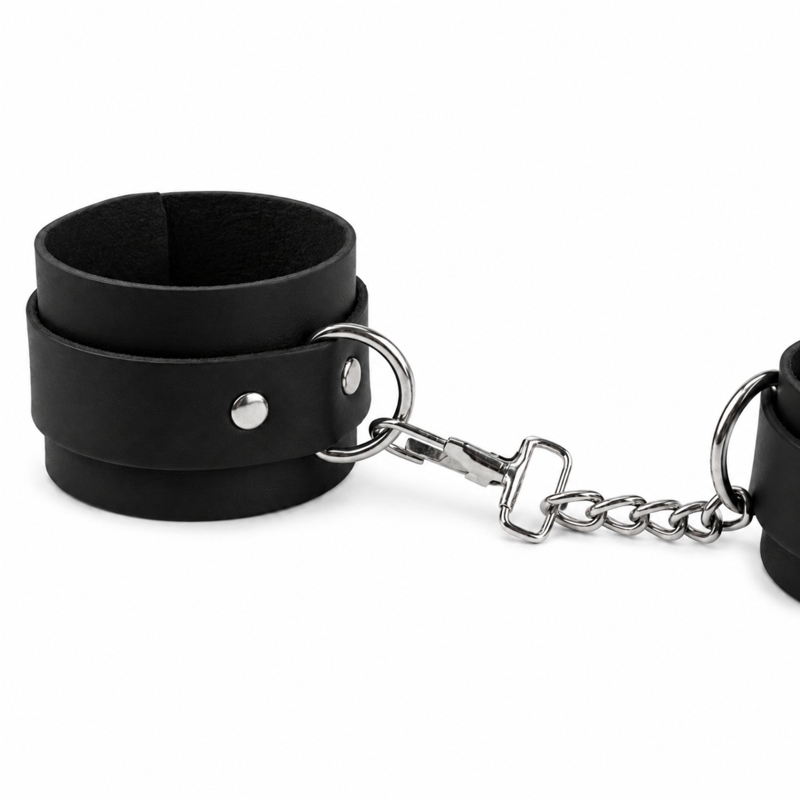 Набор БДСМ DS Fetish в чёрной коробочке, чёрный, 10 предметов