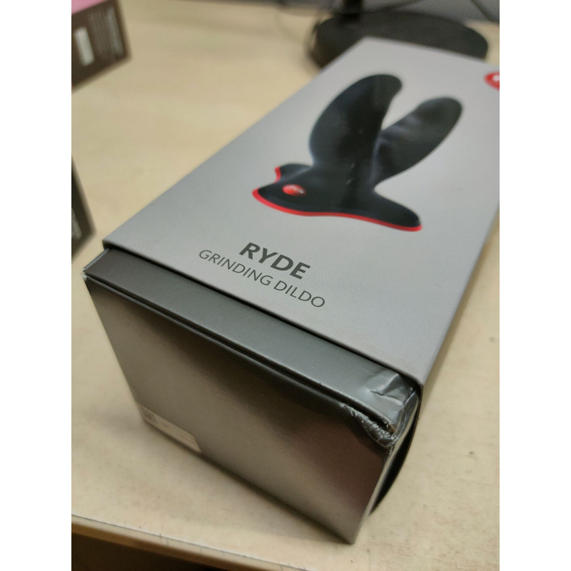 Двойной фаллоимитатор Fun Factory RYDE black (мятая упаковка!!!) Двойной фаллоимитатор Fun Factory RYDE black (мятая упаковка!!!)