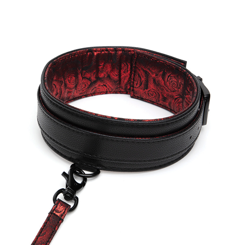 Поводок Fifty Shades of Grey Sweet Anticipation Reversible Faux Leather Collar and Lead Поводок Fifty Shades of Grey Sweet Anticipation Reversible Faux Leather Collar and Lead