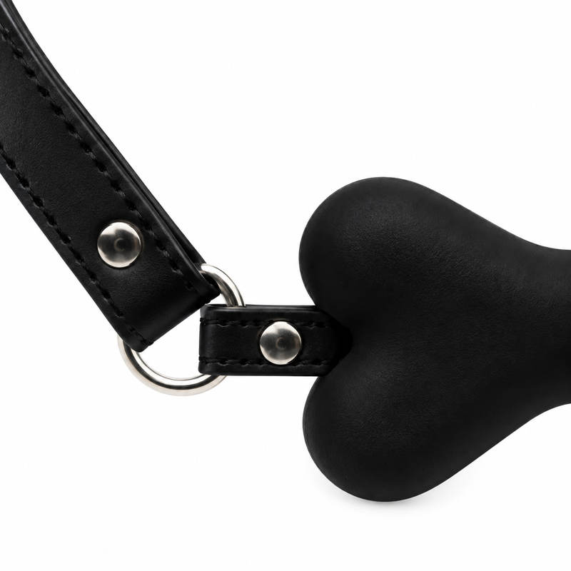 Кляп в виде кости DS Fetish с надписью «Bitch», черный