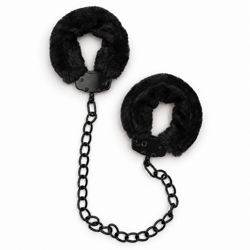 Наручники-поножи металлические с чёрным мехом и цепочкой 45 см WOW Fetish Наручники-поножи металлические с чёрным мехом и цепочкой 45 см WOW Fetish