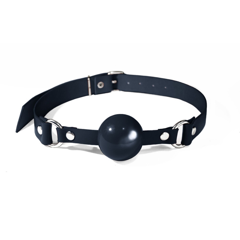 Кляп силиконовый Feral Feelings Silicon Ball Gag Black/Black, черный ремень, черный шарик