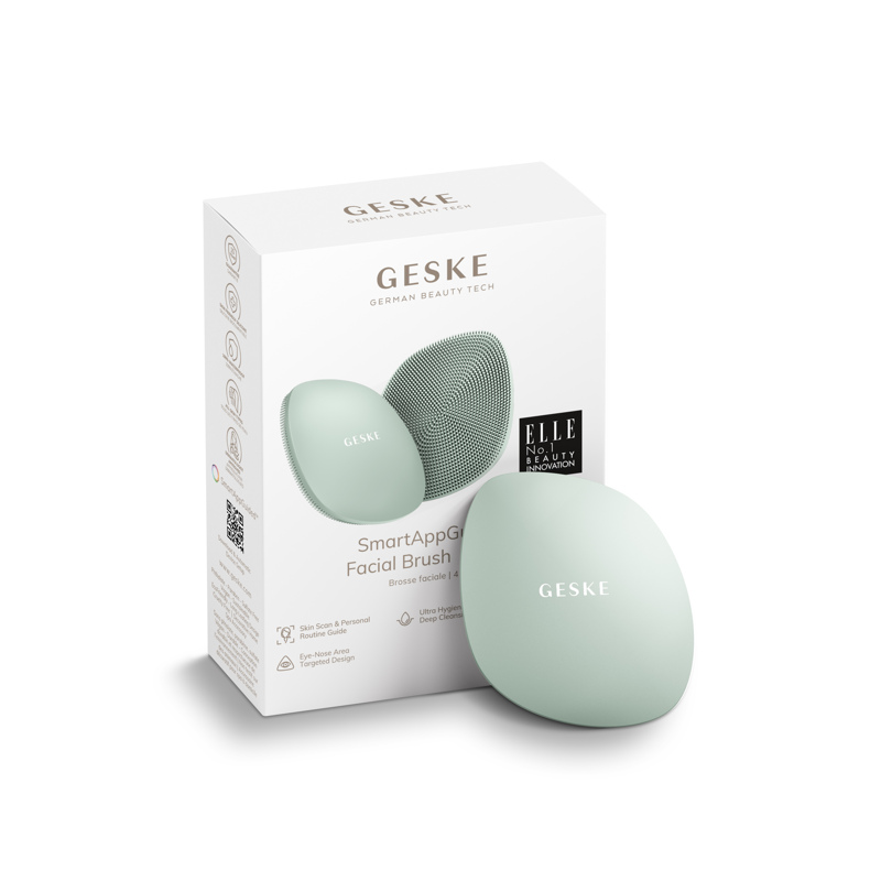Щетка для лица GESKE Facial Brush 4в1 green