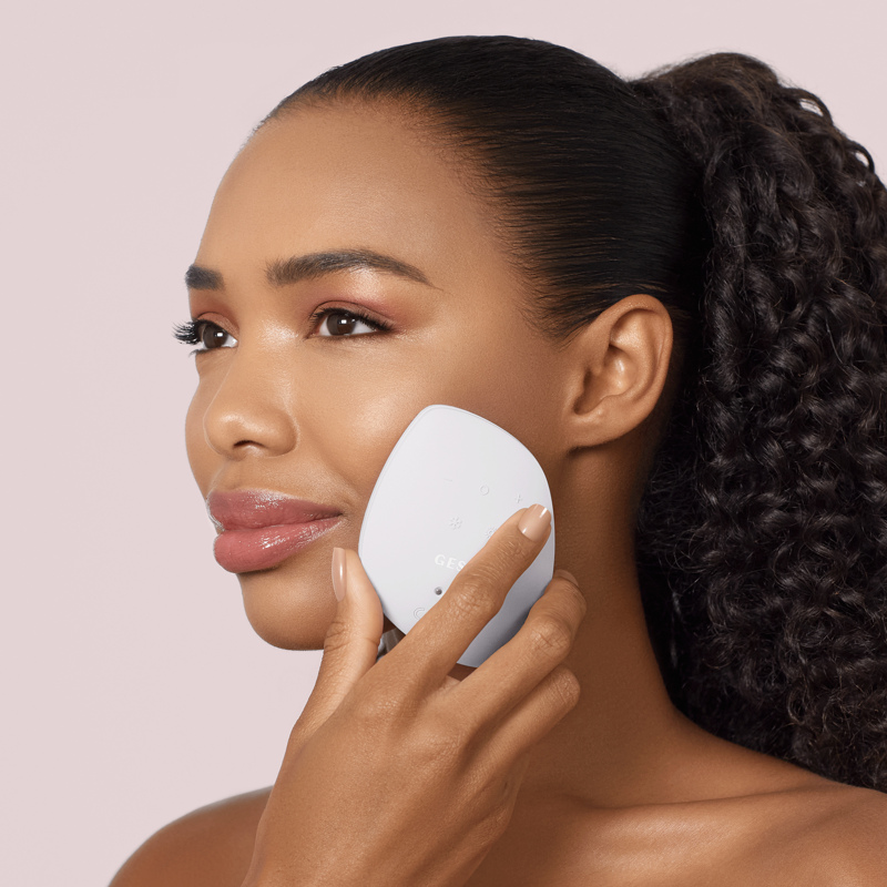 Ультразвуковая маска тепло и холод GESKE Sonic Warm&Cool Mask 9в1 starlight