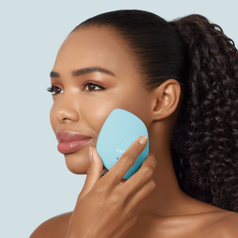Ультразвуковая маска тепло и холод GESKE Sonic Warm&Cool Mask 9в1 turquoise