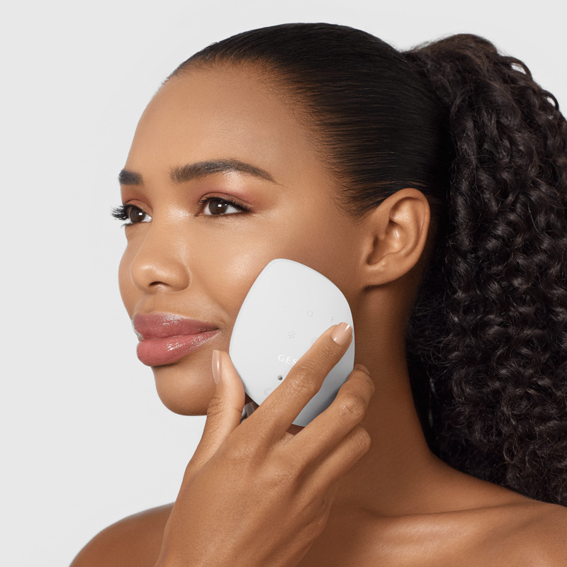 Ультразвуковая маска тепло и холод GESKE Sonic Warm&Cool Mask 9в1 white