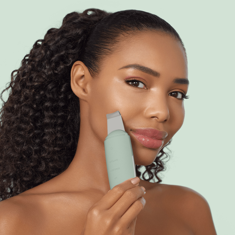 Микротоковый скрабер для кожи и устранения черных точек GESKE MicroCurrent Skin Scrubber&Blackhead Remover 9в1 green