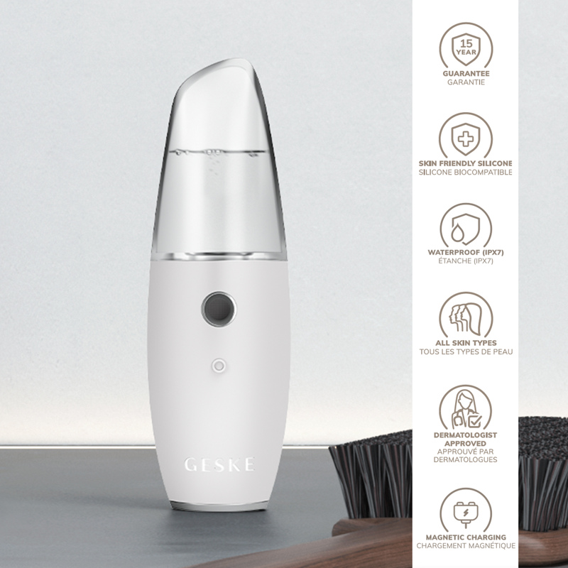 Увлажнитель для кожи лица GESKE Facial Hydration Refresher 4 in 1 white