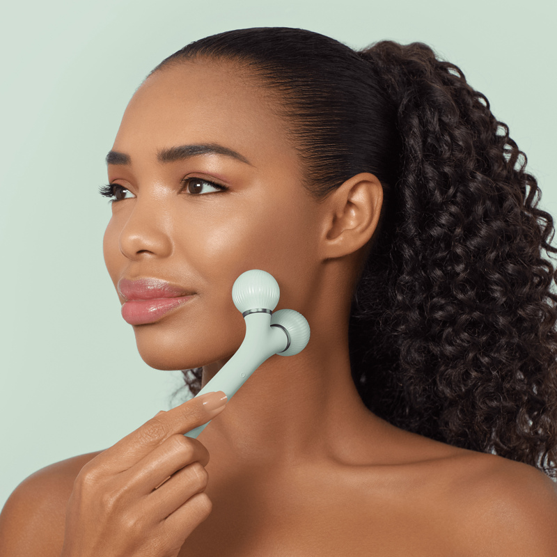 Электронный ультразвуковой ролик для лица GESKE Sonic Facial Roller 4в1 green