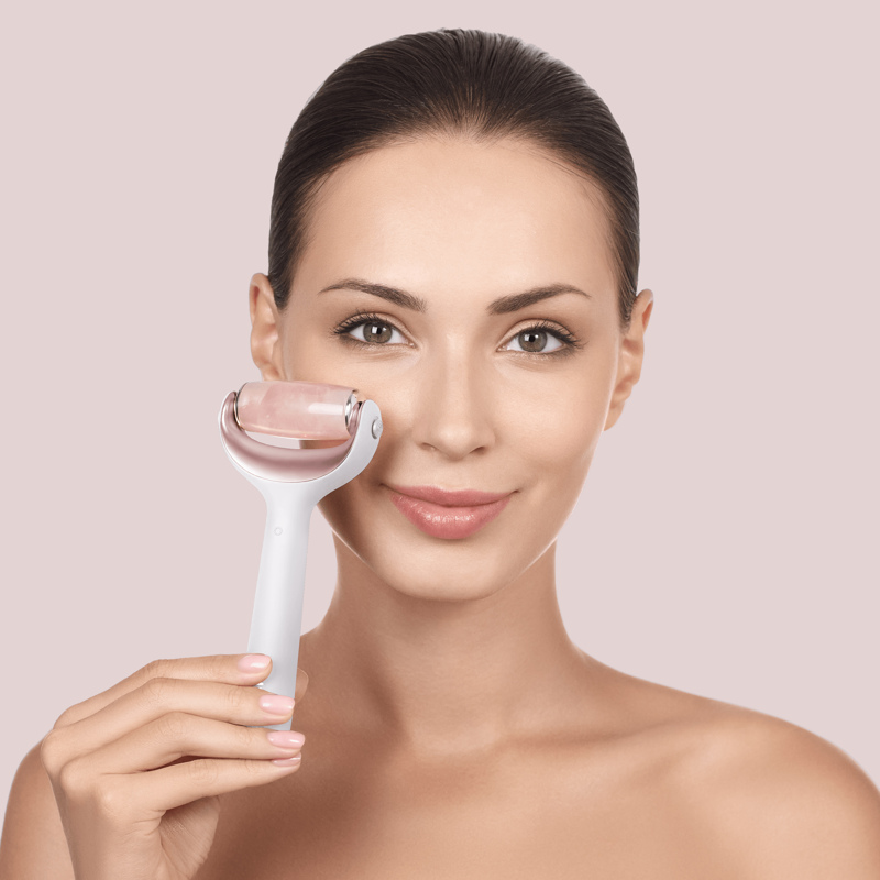 Ролер для голкової мезотерапії обличчя та тіла GESKE MicroNeedle Face&Body Roller 9в1 starlight