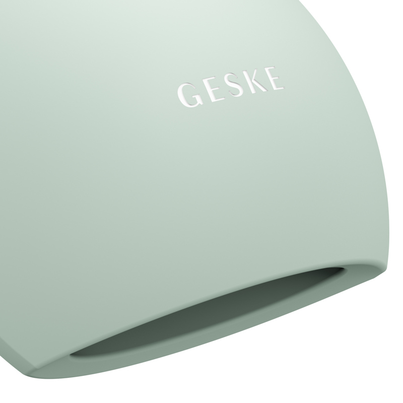 Устройство для увеличения объема губ GESKE Lip Volumizer&Booster 4в1 Big green